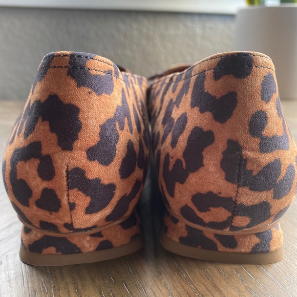 Franco Sarto Raisen Knotted Flats - Picture 2 of 5